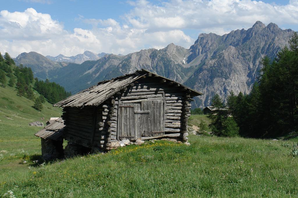 ホテルLe Relais Des Vaudois Freissinieres エクステリア 写真